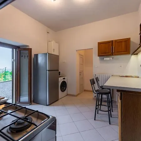 Central Garden, Views, 4 People Apartman
