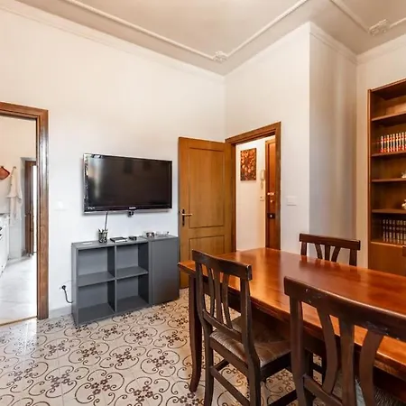 Central Garden, Views, 4 People Apartman San Gimignano